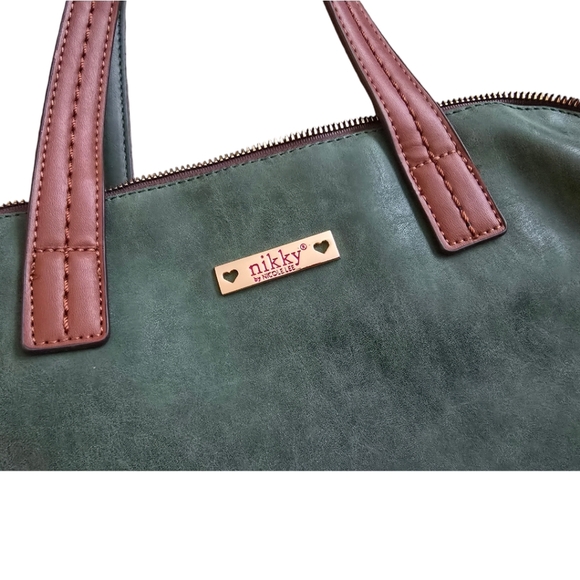 Nikky Nicole Lee Purse, Med/Large Size - Picture 3 of 7